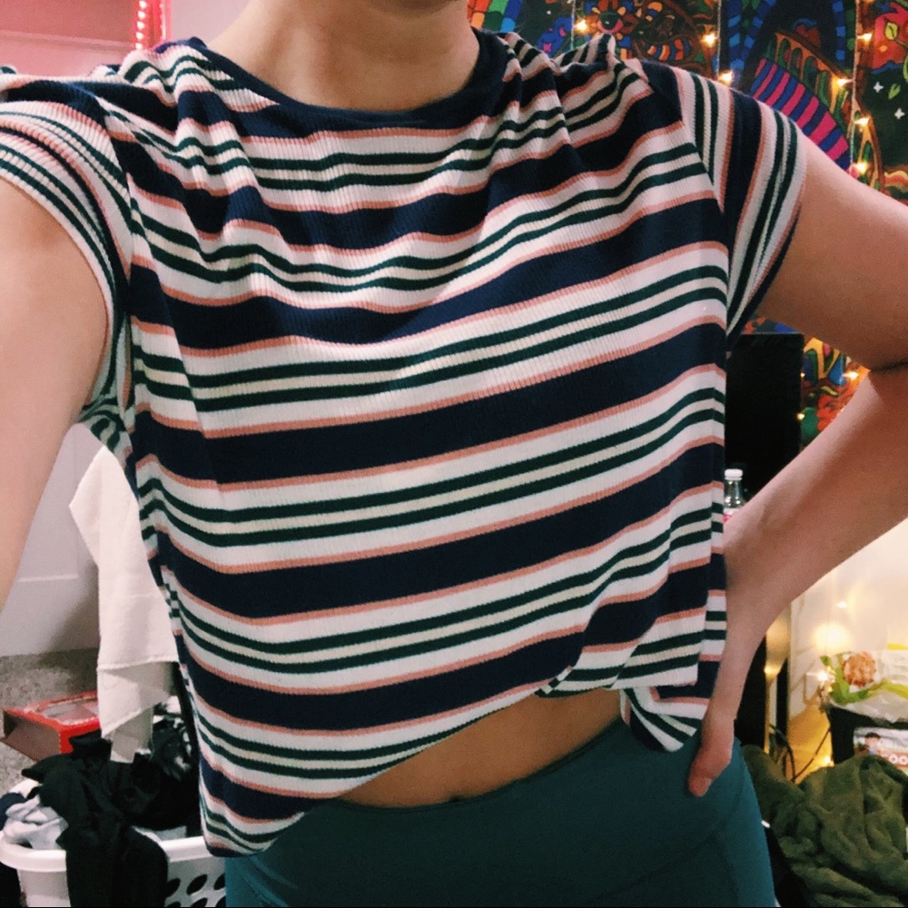 H&M Divided Striped Crop Top